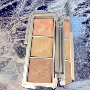 Hourglass Metallic Strobe Lighting Palette.